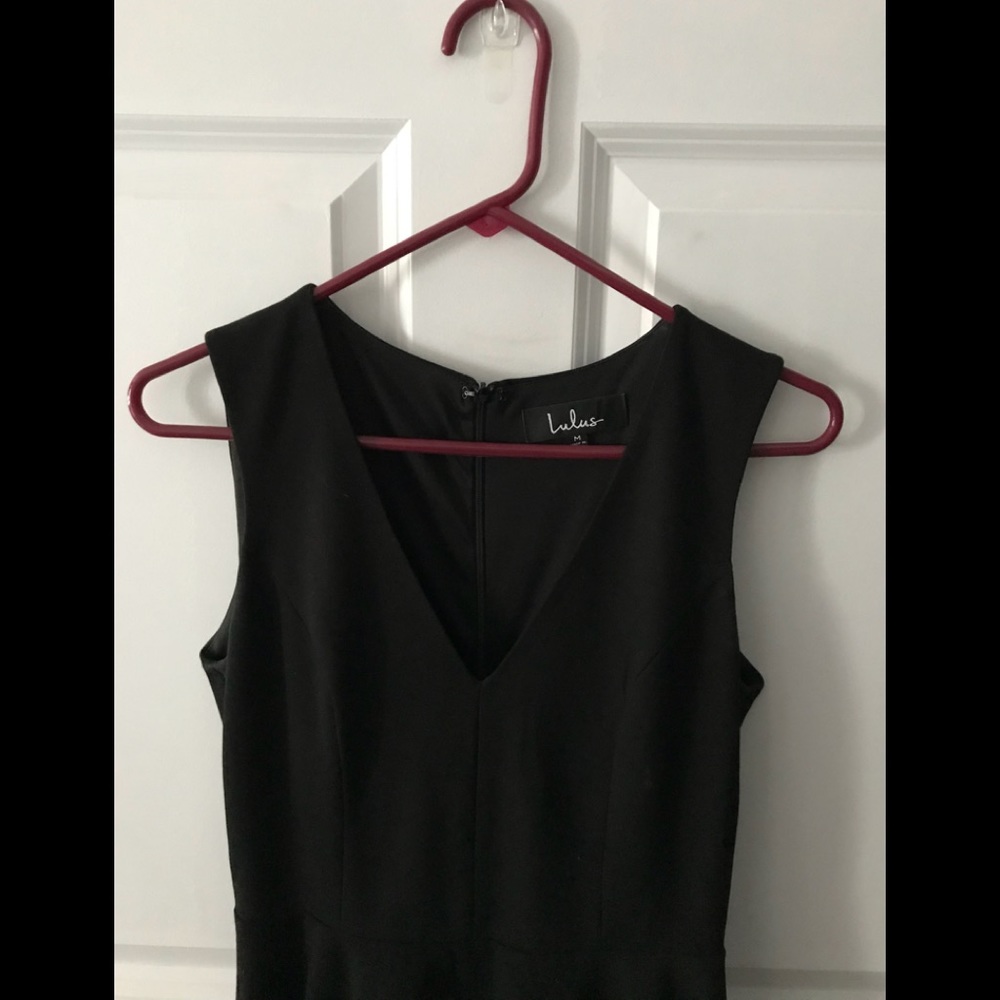 Lulu’s Black Dress